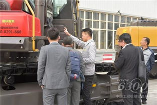 全國工程機(jī)械技術(shù)質(zhì)量信息交流會(huì)行業(yè)代表參觀雷沃青島工廠 技術(shù)轉(zhuǎn)讓驅(qū)動(dòng)行業(yè)創(chuàng)新